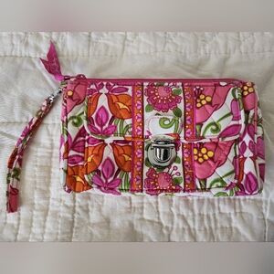 Vera Bradley Push Lock Wristlet Lilli Belle